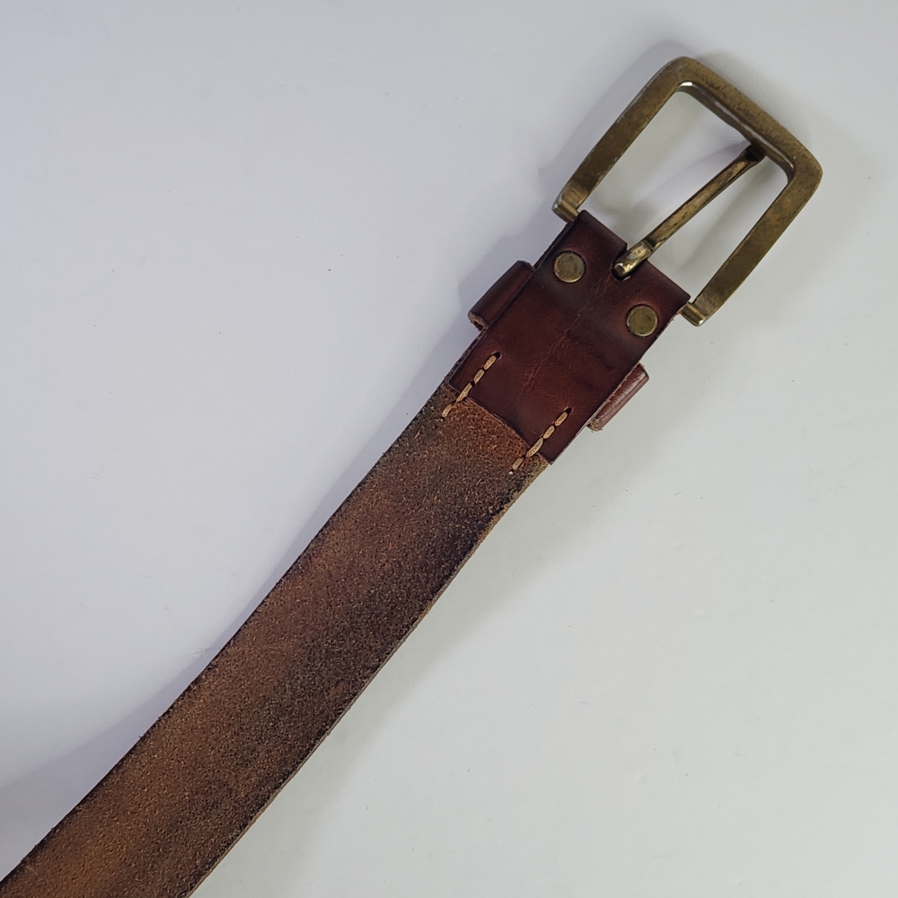 Genuine Leather Men's Brown Belt With bronze-tone finish Buckle - Picture 5 of 8